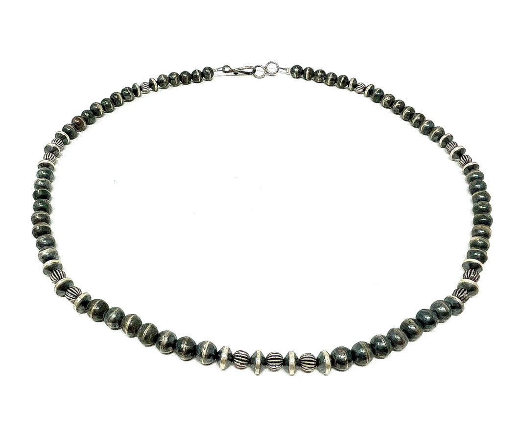 26” Navajo Pearl Necklace with Fluted and Saucer Pearls