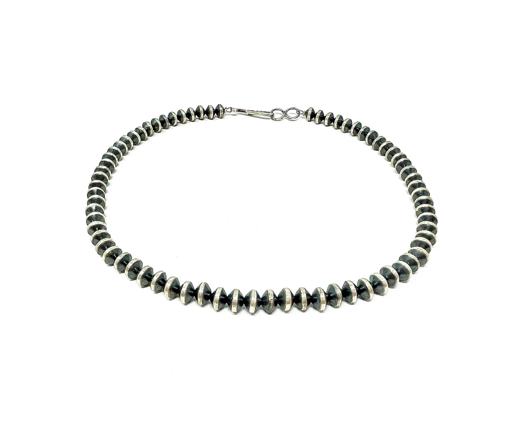8mm 18” Saucer Navajo Pearl Necklace