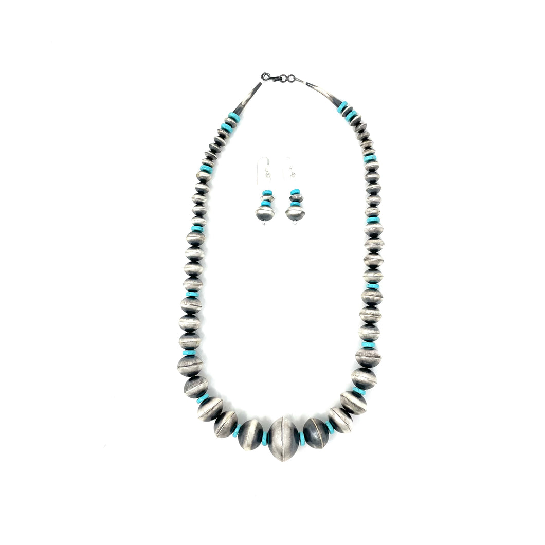 Graduated Native American Pearl Necklace with Turquoise Beads