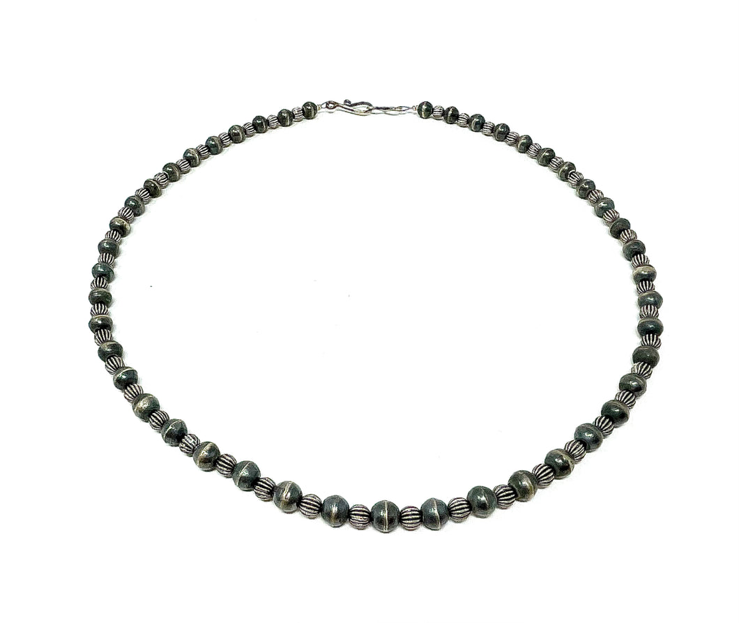26” Round and Fluted Navajo Pearl Necklace